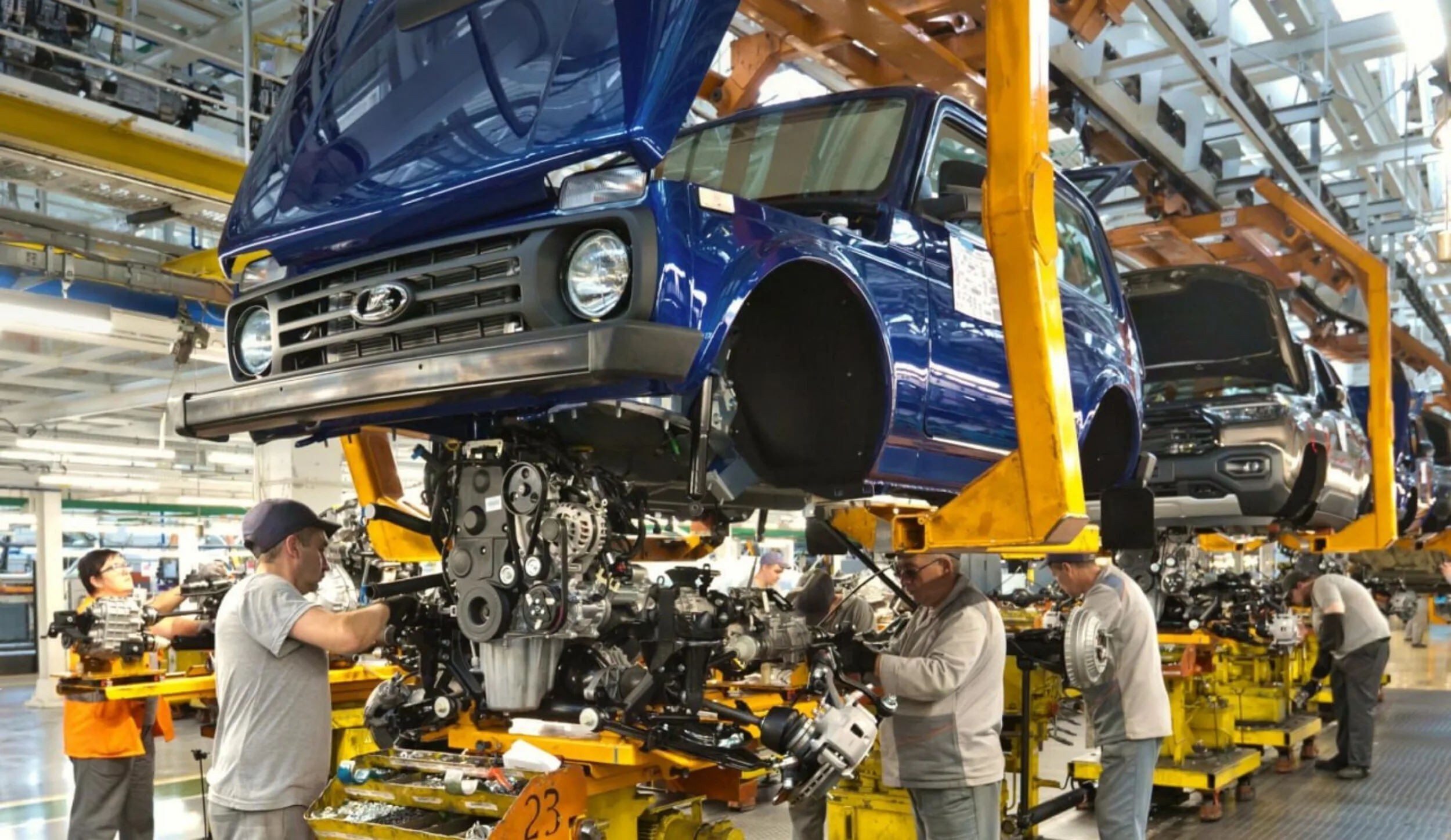 АвтоВАЗ отпраздновал 60-летие выпуском обновлённой Lada Niva
